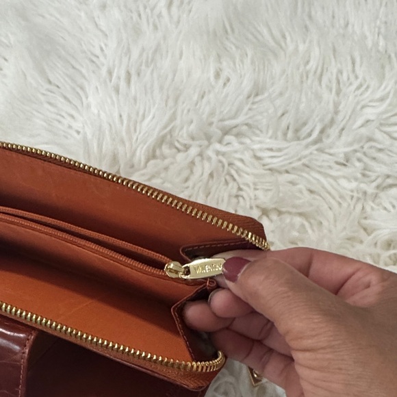 Valentina Leather Rich Brown Embossed Wallet NWOT - Picture 8 of 10